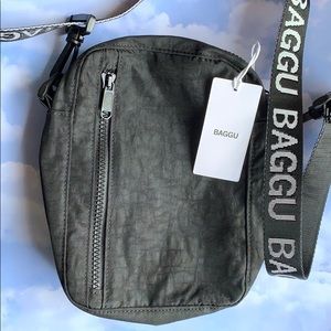 BAGGU Black Sport Crossbody Bag
